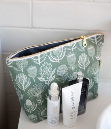 Pouches (Toiletry)