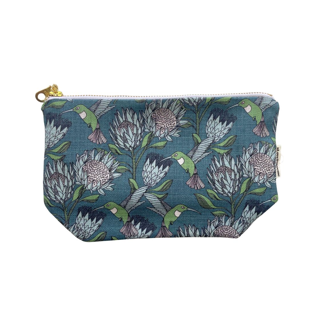 Pouches (Makeup)
