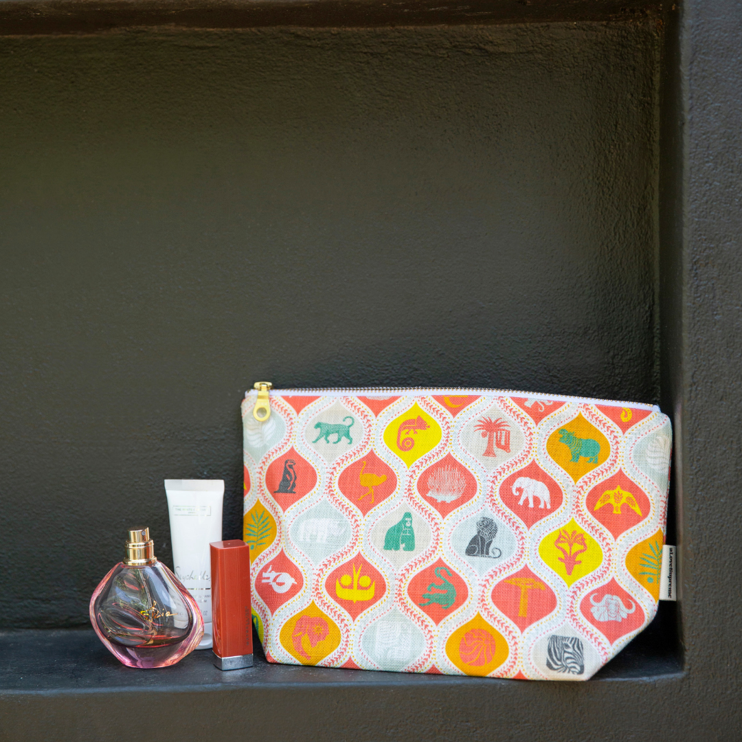 Pouches (Makeup)